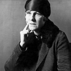 Ruth_Brown_Snyder.jpg
