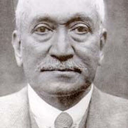 Abdullah_Yusuf_Ali_Portrait.jpg
