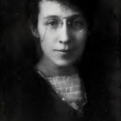 800px-Edna_Dean_Baker.png